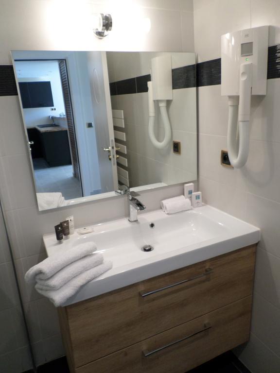 Apartment - Promenade Des Anglais Nice Room photo